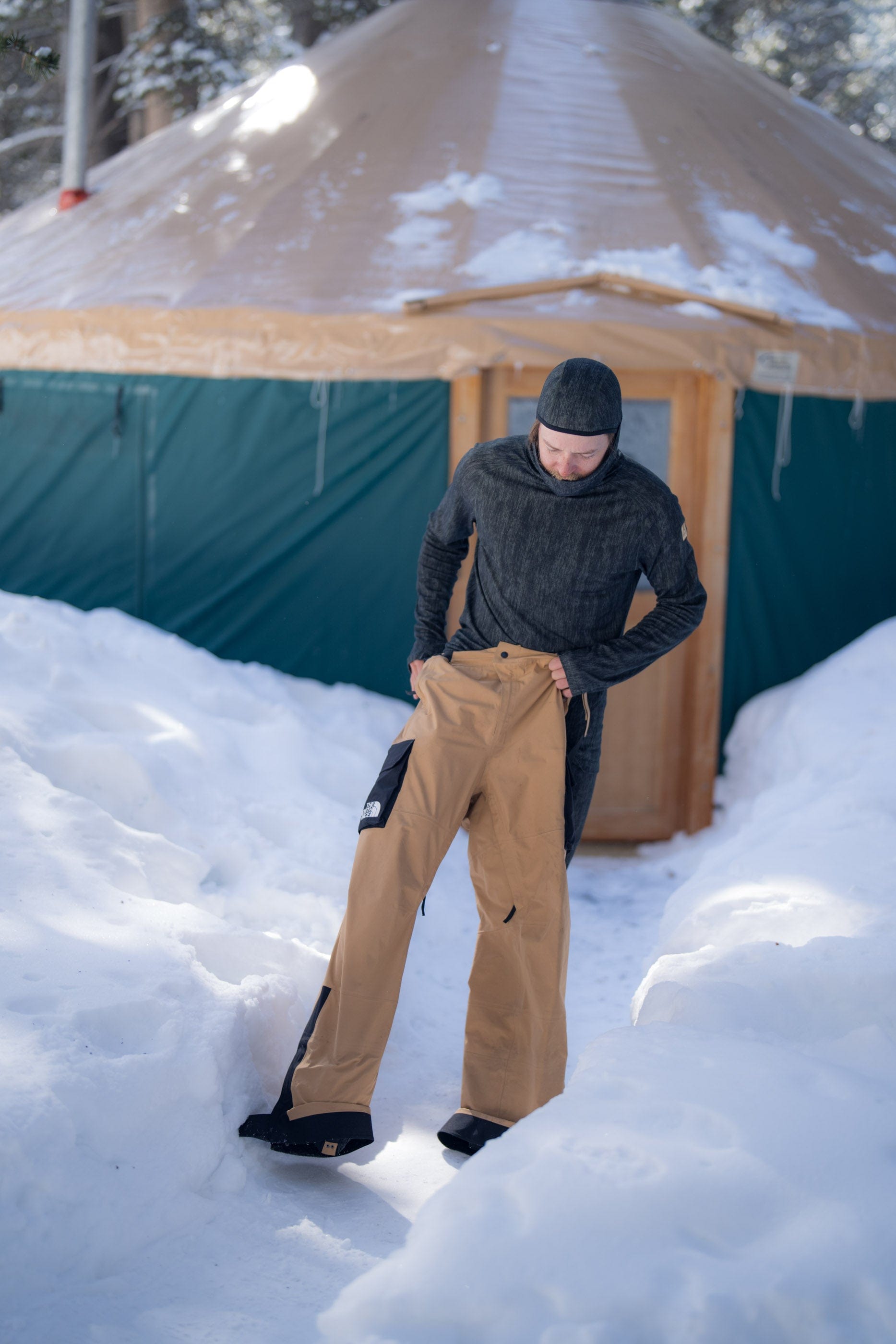 Tim_Aspect_layering_yurt.jpg