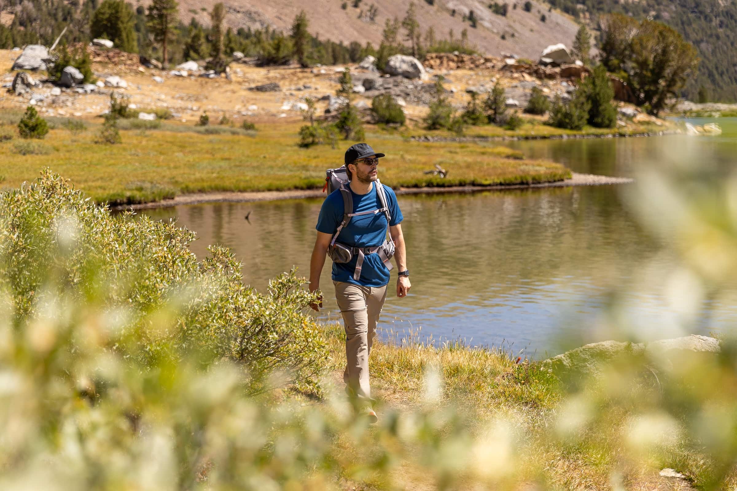 Twenty_lakes_basin_FW26_hiking_high_res_00030_1.jpg