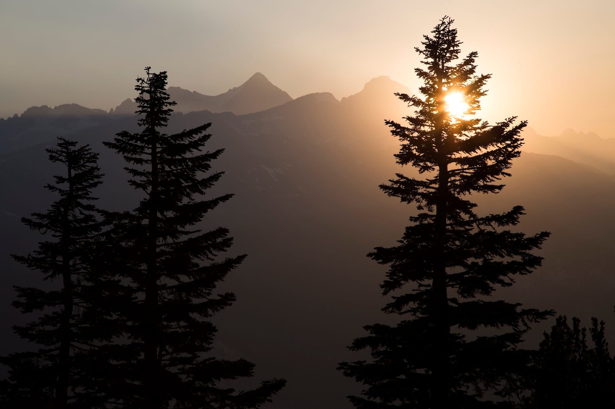 sunset over the Minarets in Mammoth Lakes