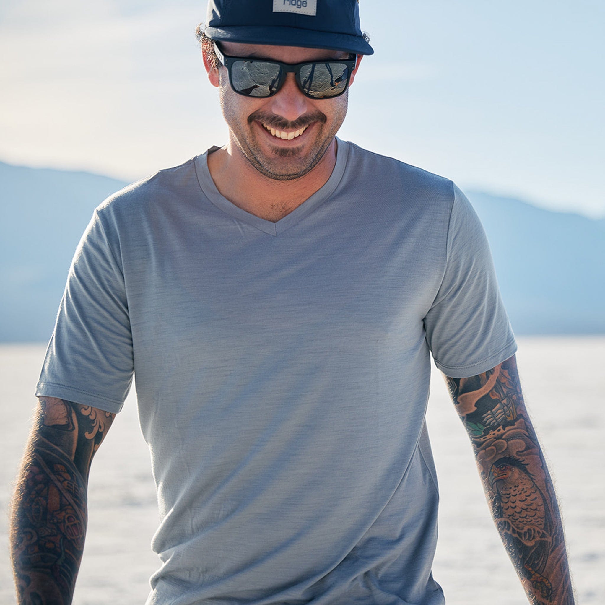 Men's Journey V-neck Merino Wool T-shirt